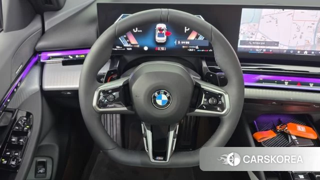 BMW 5 Series (G60) 2026 Белый из Кореи, фото 4