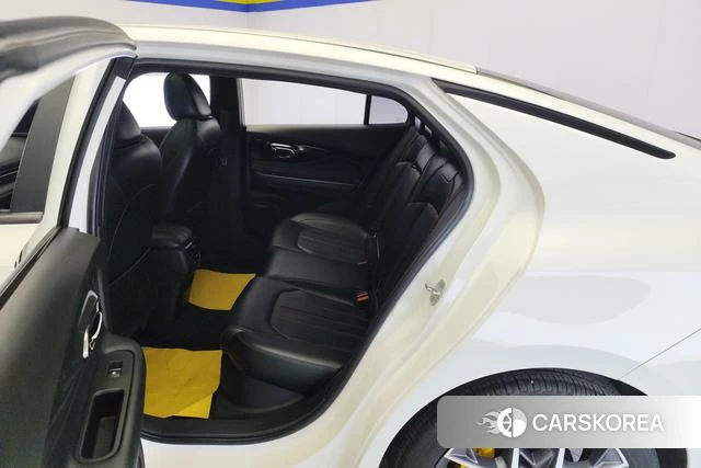 GAC Trumpchi Shadow Leopard 2023 Белый из Китая, фото 4