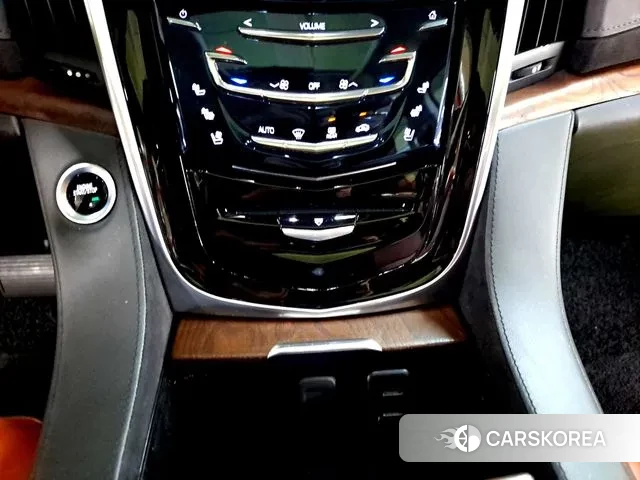 Cadillac Escalade 2020 Черный из Кореи, фото 4