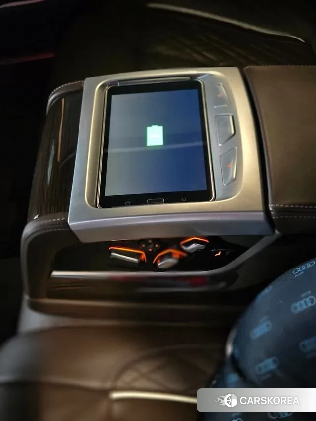 BMW 7 Series (G11) 2020 Цвет тростника из Кореи, фото 4