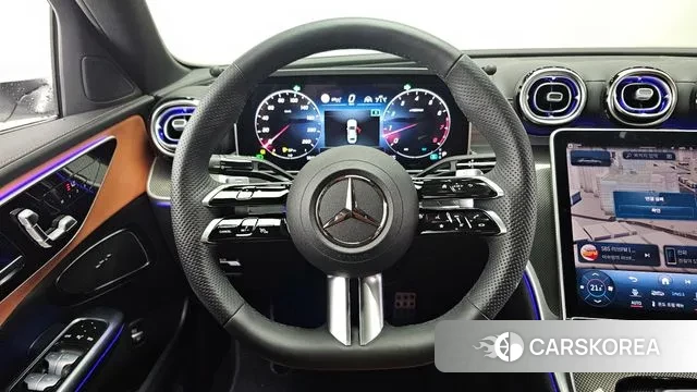 Mercedes-Benz C-Class W206 2023 Белый из Кореи, фото 4