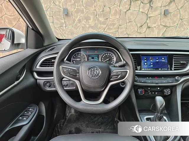 Buick Yinglang 2023 Белый из Китая, фото 4