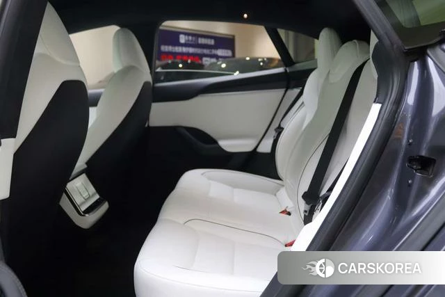 Tesla Model S 2023 Темно-серый из Китая, фото 4