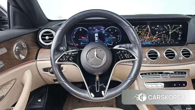 Mercedes-Benz E-Class W213 2022 Черный из Кореи, фото 4