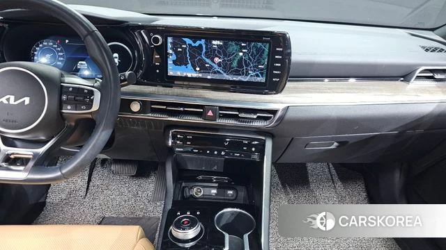 Kia K5 3rd generation 2023 Серый из Кореи, фото 4