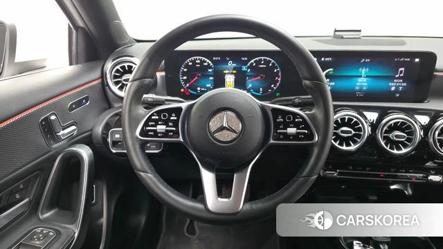 Mercedes-Benz A-Class W177 2021 Белый из Кореи, фото 4