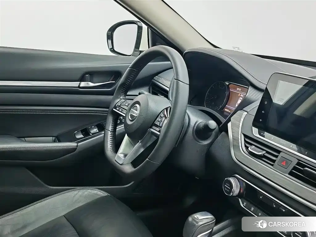 Nissan Altima 2021 Белый из Китая, фото 4