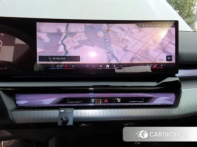 BMW 5 Series (G60) 2025 Серый из Кореи, фото 4