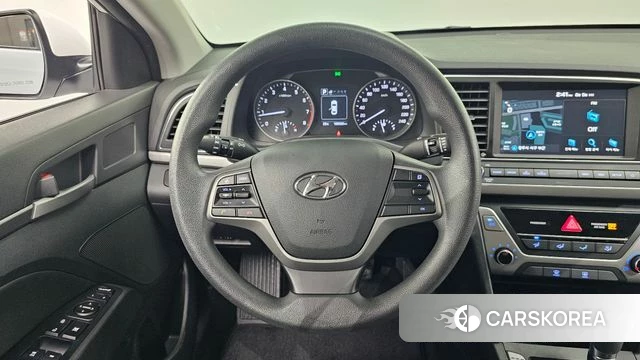 Hyundai Avante AD 2018 Белый из Кореи, фото 4