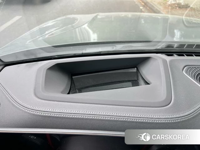 BMW 3 series 2025 Серебристо-серый из Китая, фото 4