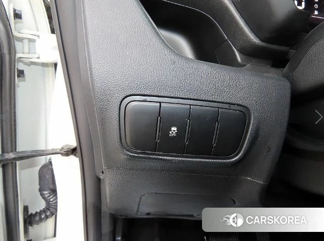 Kia The New Kia Ray 2023 Белый из Кореи, фото 4