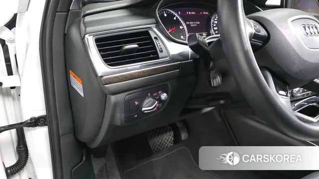 Audi New A6 2018 Белый из Кореи, фото 4