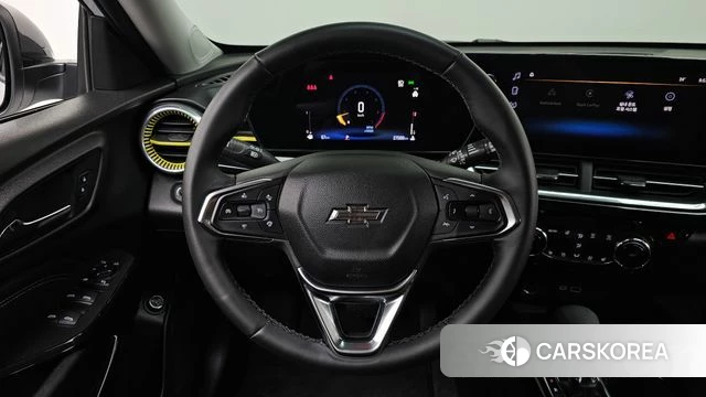Chevrolet (GM Daewoo) Trax Crossover 2023 Белый из Кореи, фото 4