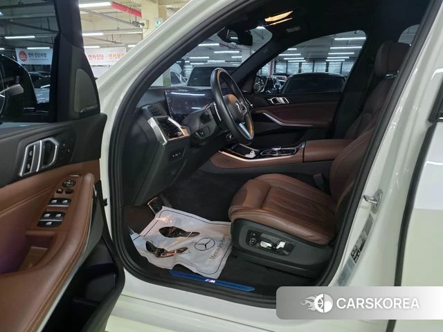 BMW X5 (G05) 2024 Белый из Кореи, фото 4