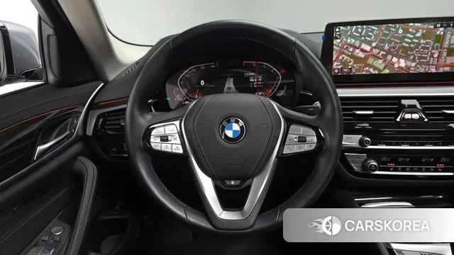 BMW 5 Series (G30) 2023 Серый из Кореи, фото 4