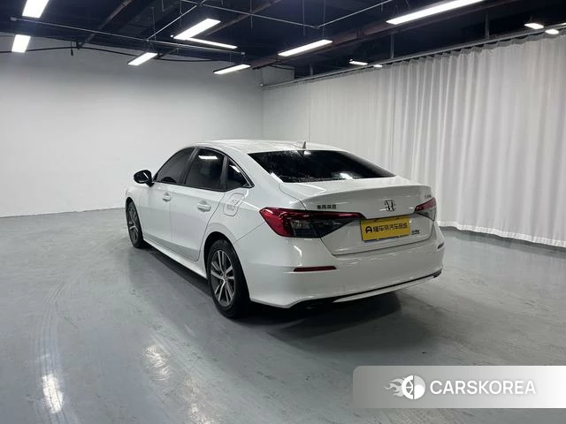 Honda Civic 2023 Белый из Китая, фото 4