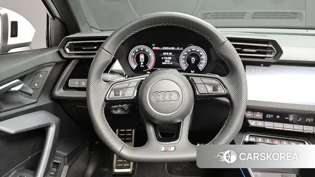 Audi A3 (8Y) 2025 Белый из Кореи, фото 4