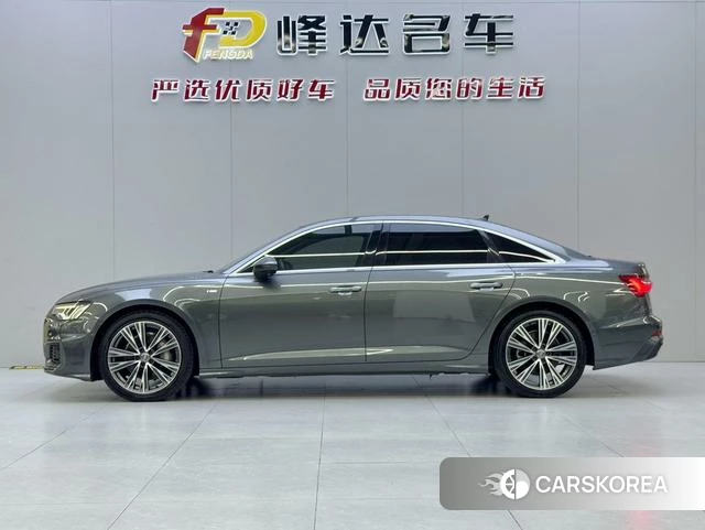 Audi A6L 2021 Темно-серый из Китая, фото 4