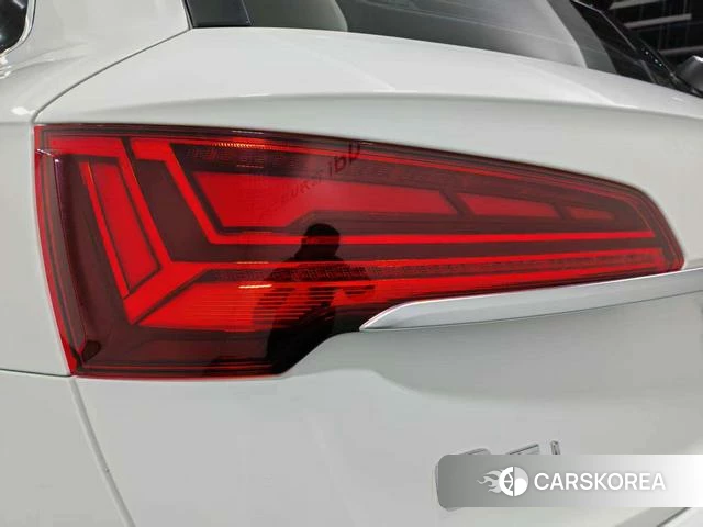 Audi Q5L 2023 Белый из Китая, фото 4