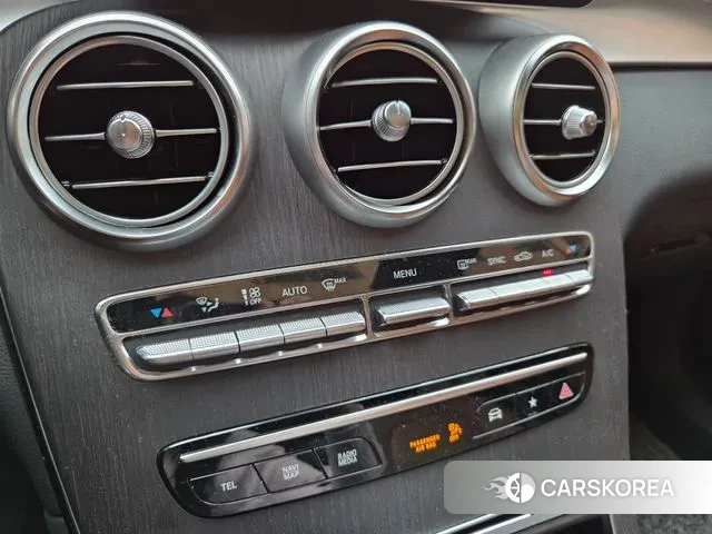 Mercedes-Benz GLC-Class X253 2020 Белый из Кореи, фото 4