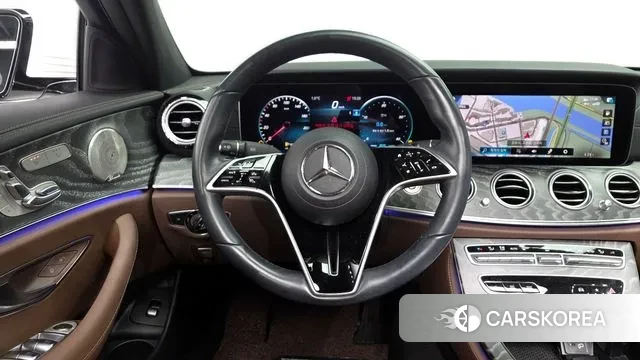 Mercedes-Benz E-Class W213 2023 Белый из Кореи, фото 4
