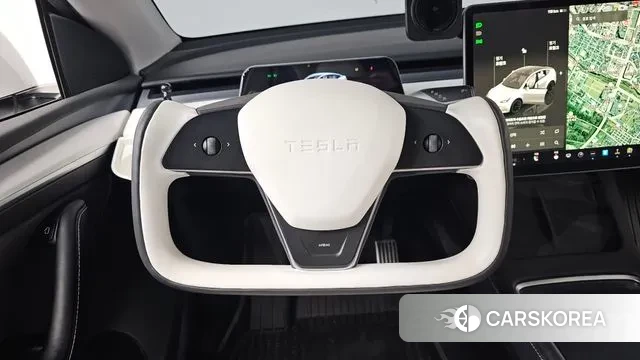 Tesla Model Y 2024 Белый из Кореи, фото 4