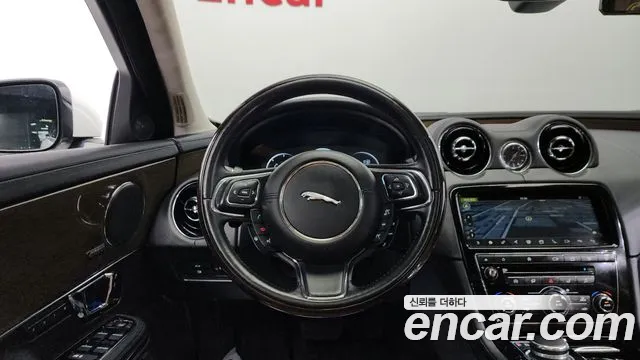 Jaguar All New XJ id 2653885 из Кореи 4