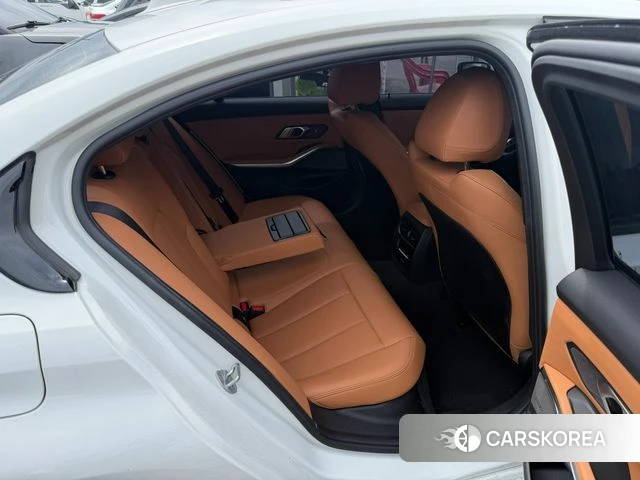 BMW 3 Series (G20) 2025 Белый из Кореи, фото 4