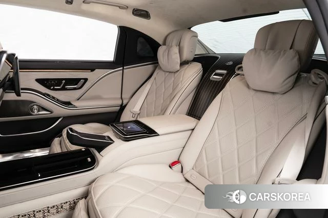 Mercedes-Benz Maybach S-class 2022 Другой из Китая, фото 4