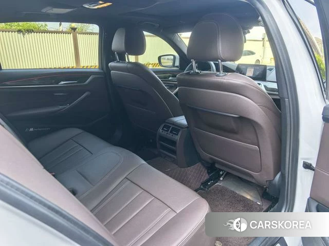 BMW 5 series 2019 Белый из Китая, фото 4