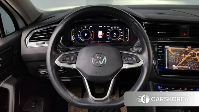 Volkswagen Tiguan Allspace 2022 Белый из Кореи, фото 4