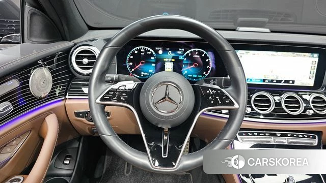 Mercedes-Benz E-Class W213 2023 Серый из Кореи, фото 4