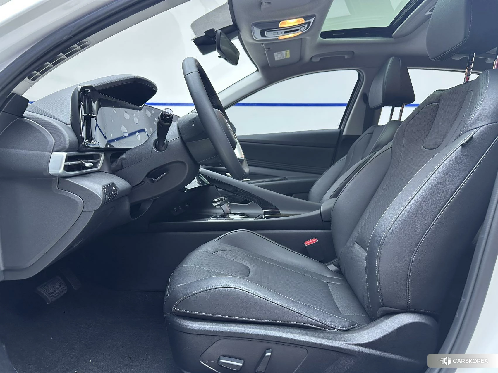 Hyundai Elantra 2022 Белый из Китая, фото 4