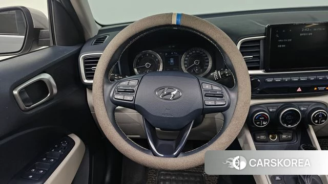 Hyundai Venue 2021 Серебристо-серый из Кореи, фото 4