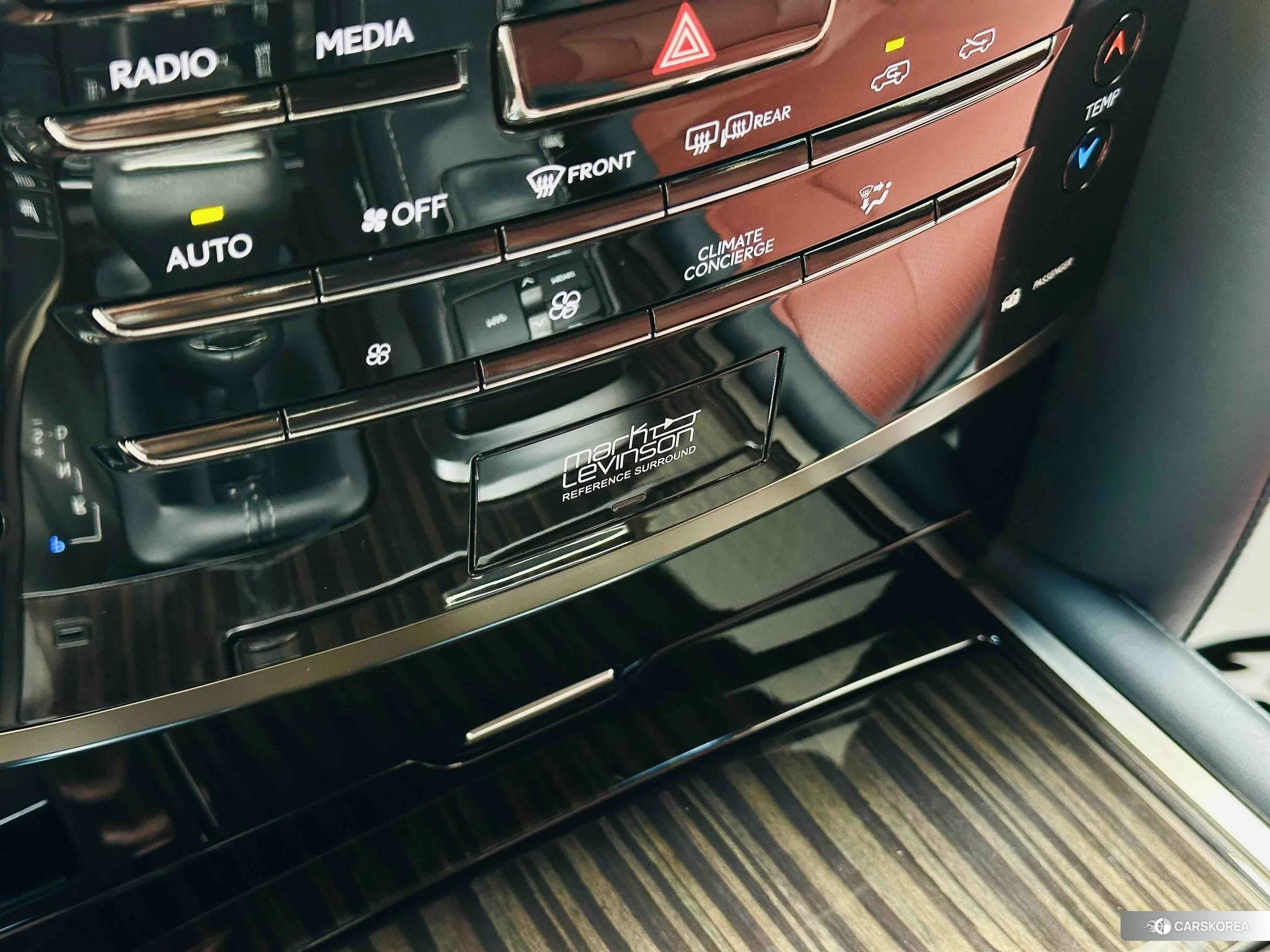 Lexus LX 2022 Белый из Китая, фото 4