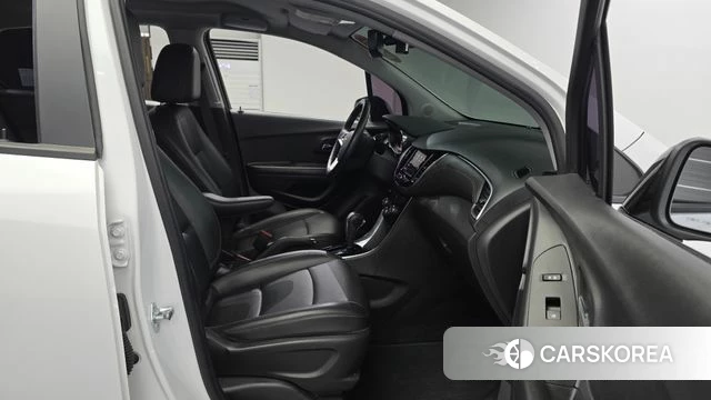 Chevrolet (GM Daewoo) The New Trax 2021 Белый из Кореи, фото 4