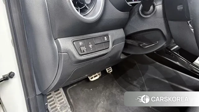 Kia The New K3 2nd generation 2023 Белый из Кореи, фото 4