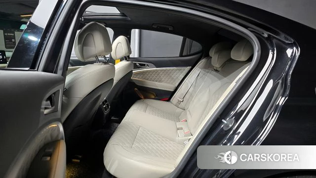 Genesis The New G70 2020 Черный из Кореи, фото 4