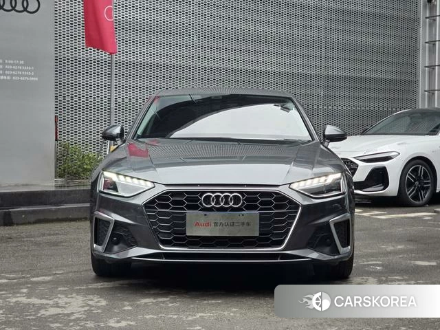 Audi A4L 2023 Темно-серый из Китая, фото 4