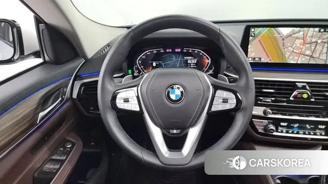 BMW 6 Series GT (G32) 2023 Белый из Кореи, фото 4