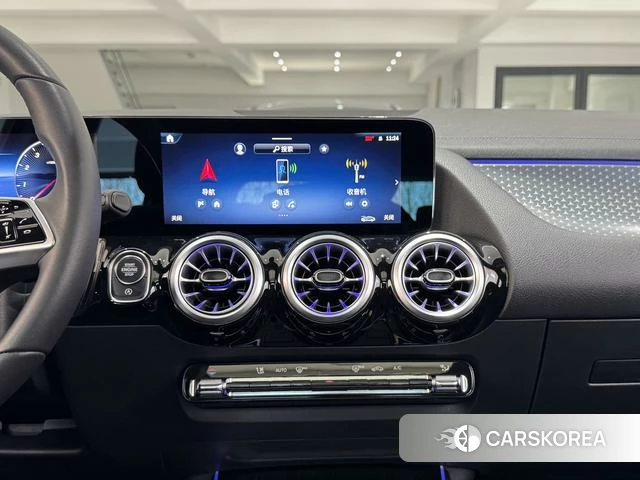 Mercedes-Benz GLA 2024 Белый из Китая, фото 4