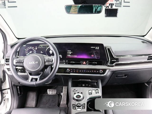 Kia Sportage 5th Generation Hybrid 2023 Белый из Кореи, фото 4