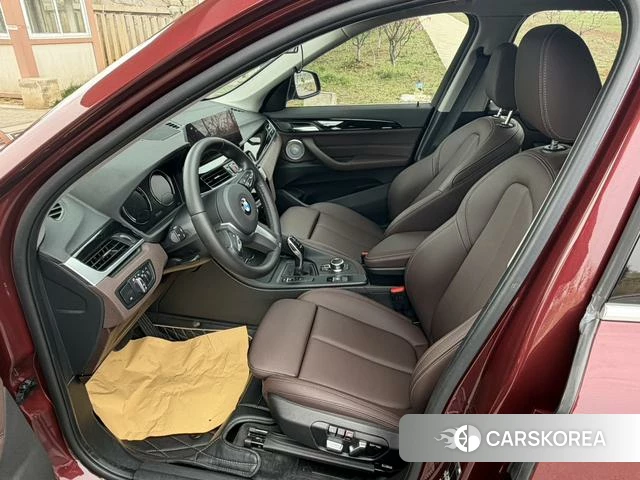 BMW X1 2022 Красный из Китая, фото 4