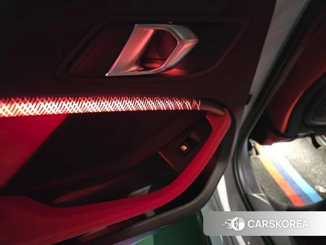 BMW 1 Series (F40) 2021 Белый из Кореи, фото 4