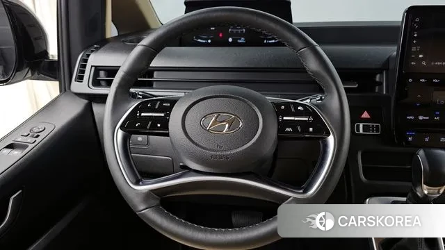 Hyundai Staria 2022 Белый из Кореи, фото 4