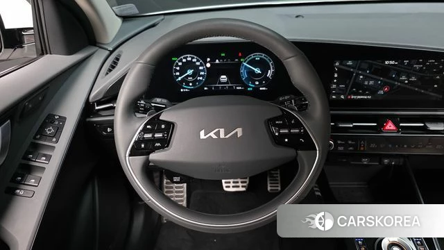 Kia Di Ol Nu Niro 2024 Белый из Кореи, фото 4