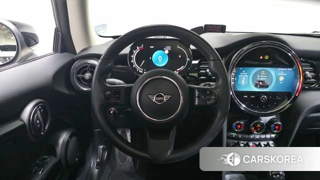 Mini Cooper 2021 Жемчужный цвет из Кореи, фото 4