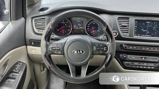 Kia The New Carnival 2019 Серый из Кореи, фото 4