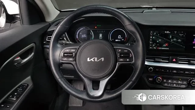 Kia Niro Plus 2022 Белый из Кореи, фото 4
