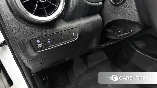 Hyundai The New Kona 2022 Белый из Кореи, фото 4